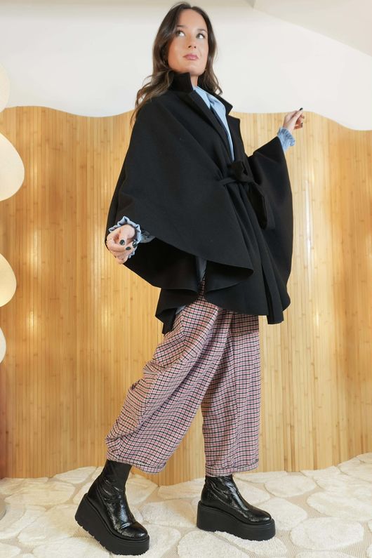 Claudia Tie Waist Cape Black /12=